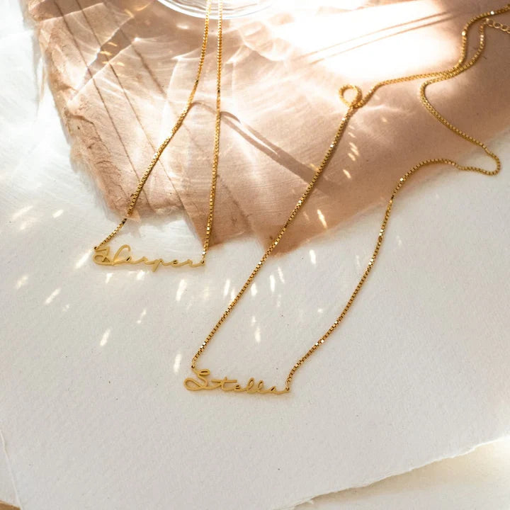 Beautiful New Slim Classy Necklace